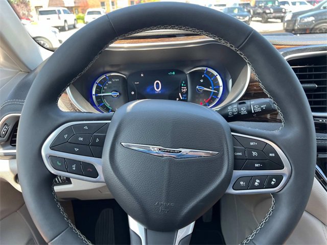 2022 Chrysler Pacifica Hybrid Limited photo 19