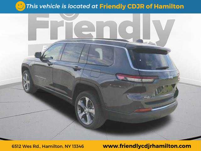 2025 Jeep Grand Cherokee Limited photo 3