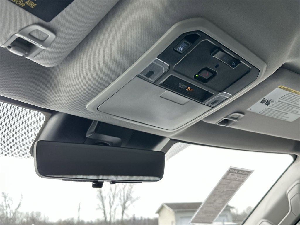 2024 Toyota Tundra Limited photo 25