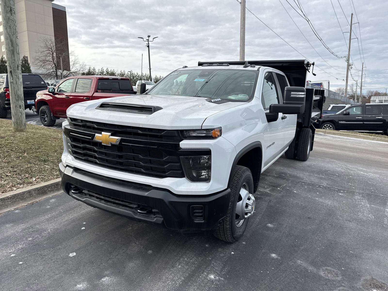 2024 Chevrolet Silverado 3500HD Work Truck photo 3