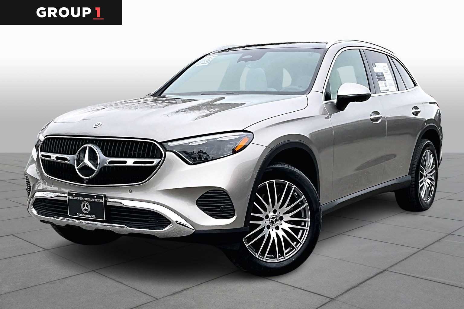 2024 Mercedes-Benz GLC GLC 300's photo