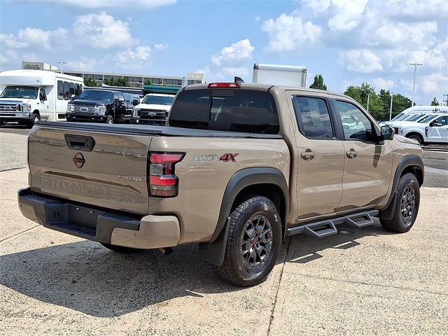 2023 Nissan Frontier PRO-4X photo 5