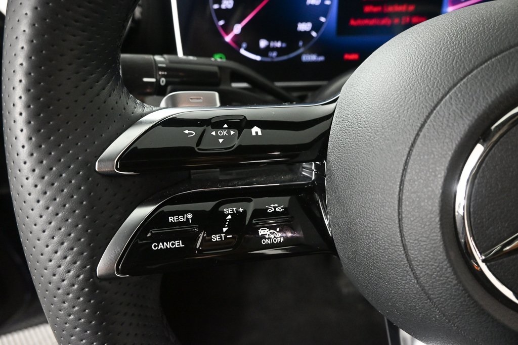 2024 Mercedes Benz C 300 AMG photo 9