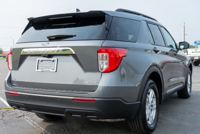 2023 Ford Explorer XLT photo 6