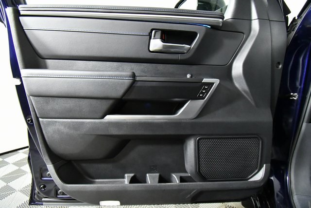 2023 Toyota Sequoia SR5 photo 19