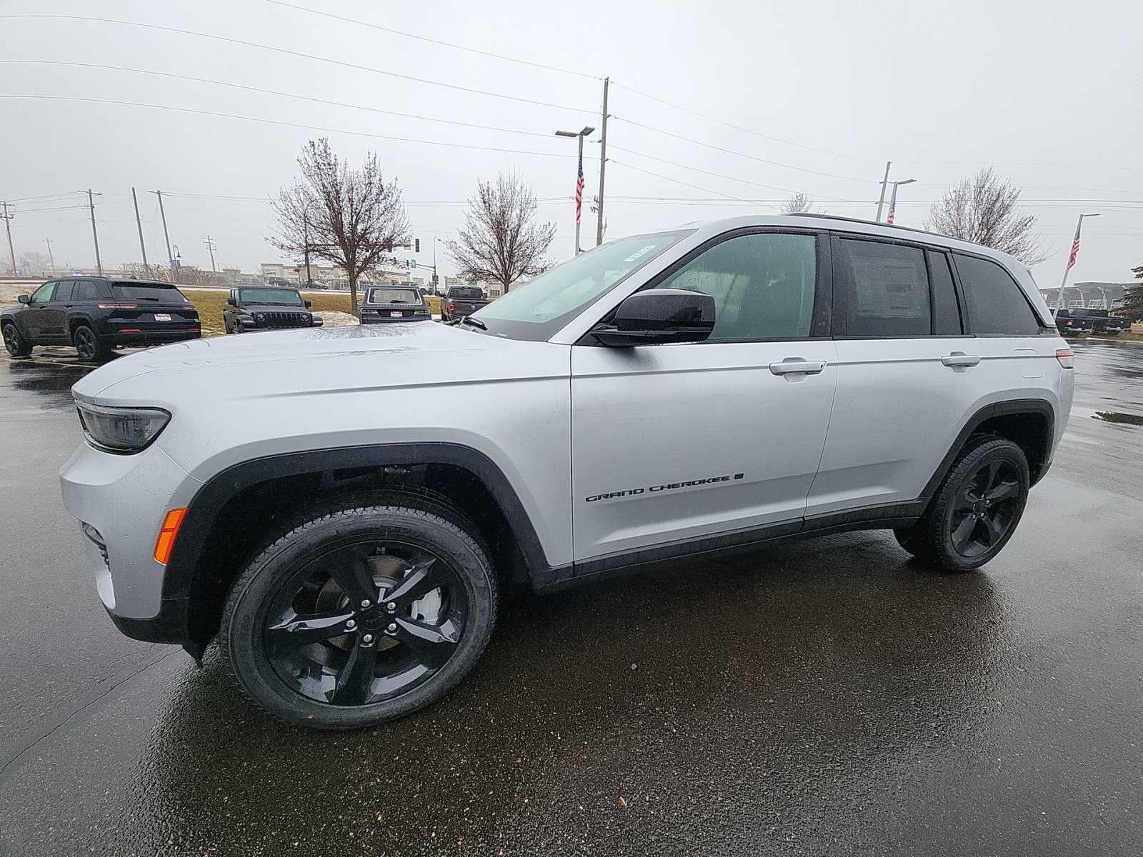 New 2024 Jeep Grand Cherokee Limited Sport Utility in Waconia 21212