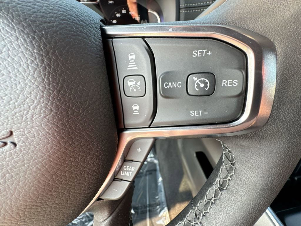 2025 Ram 2500 Laramie photo 34