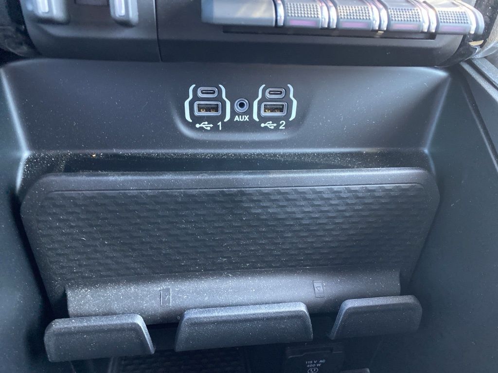 2024 Ram 2500 Laramie photo 28
