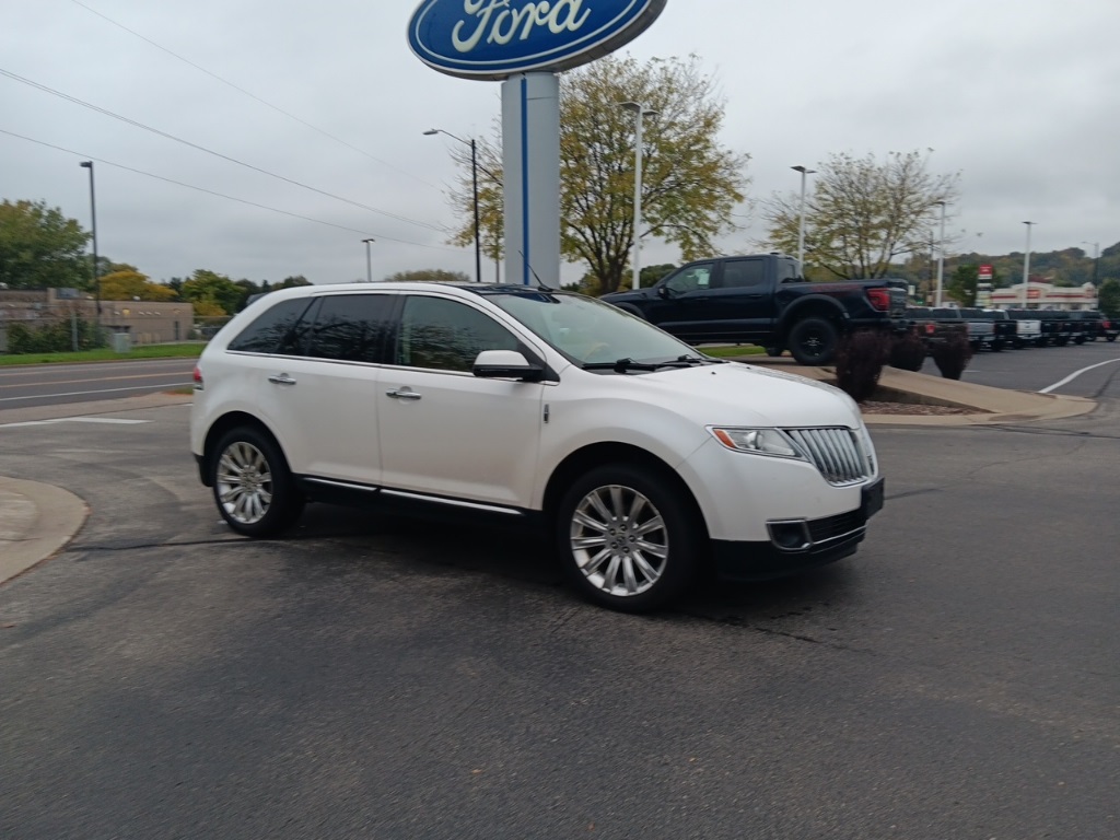 Used 2014 Lincoln MKX Base with VIN 2LMDJ8JK5EBL02192 for sale in Onalaska, WI