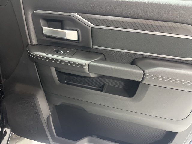 2026 Ram 2500 Big Horn photo 22