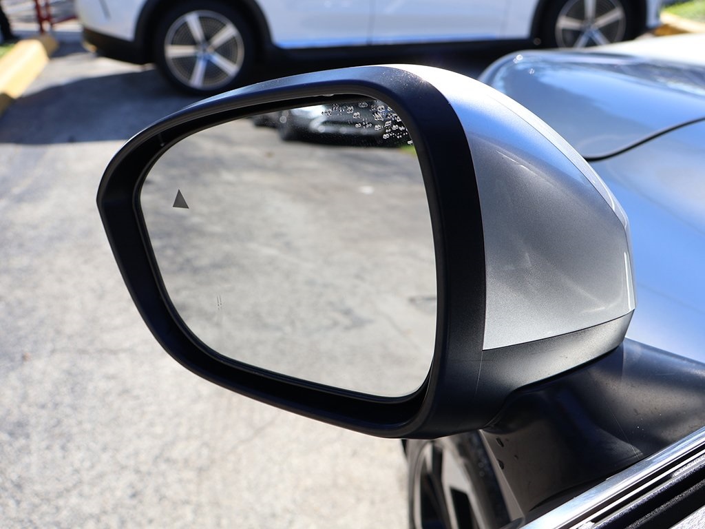 2022 Mitsubishi Outlander SEL photo 38