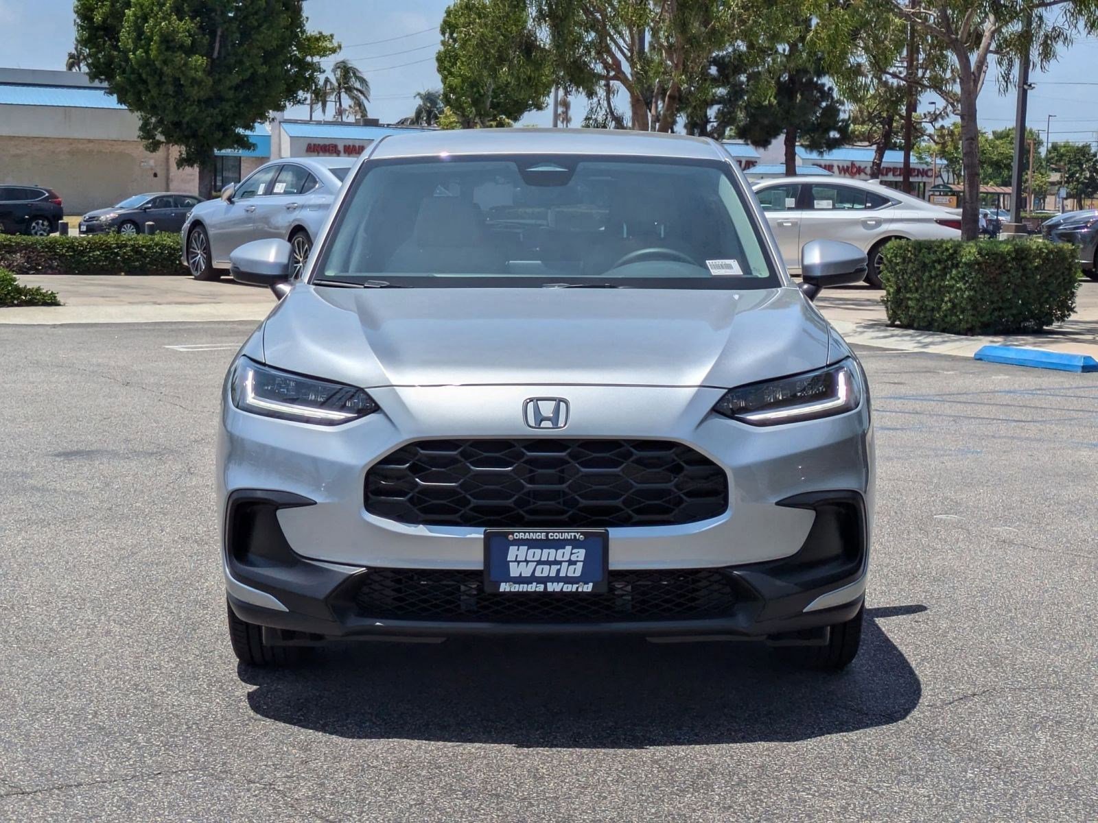 2026 Honda HR-V LX photo 2