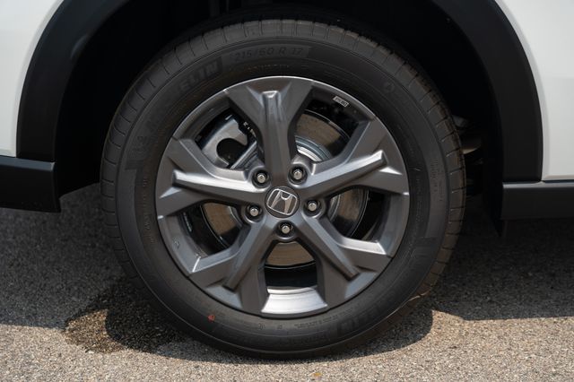 2026 Honda HR-V LX photo 9