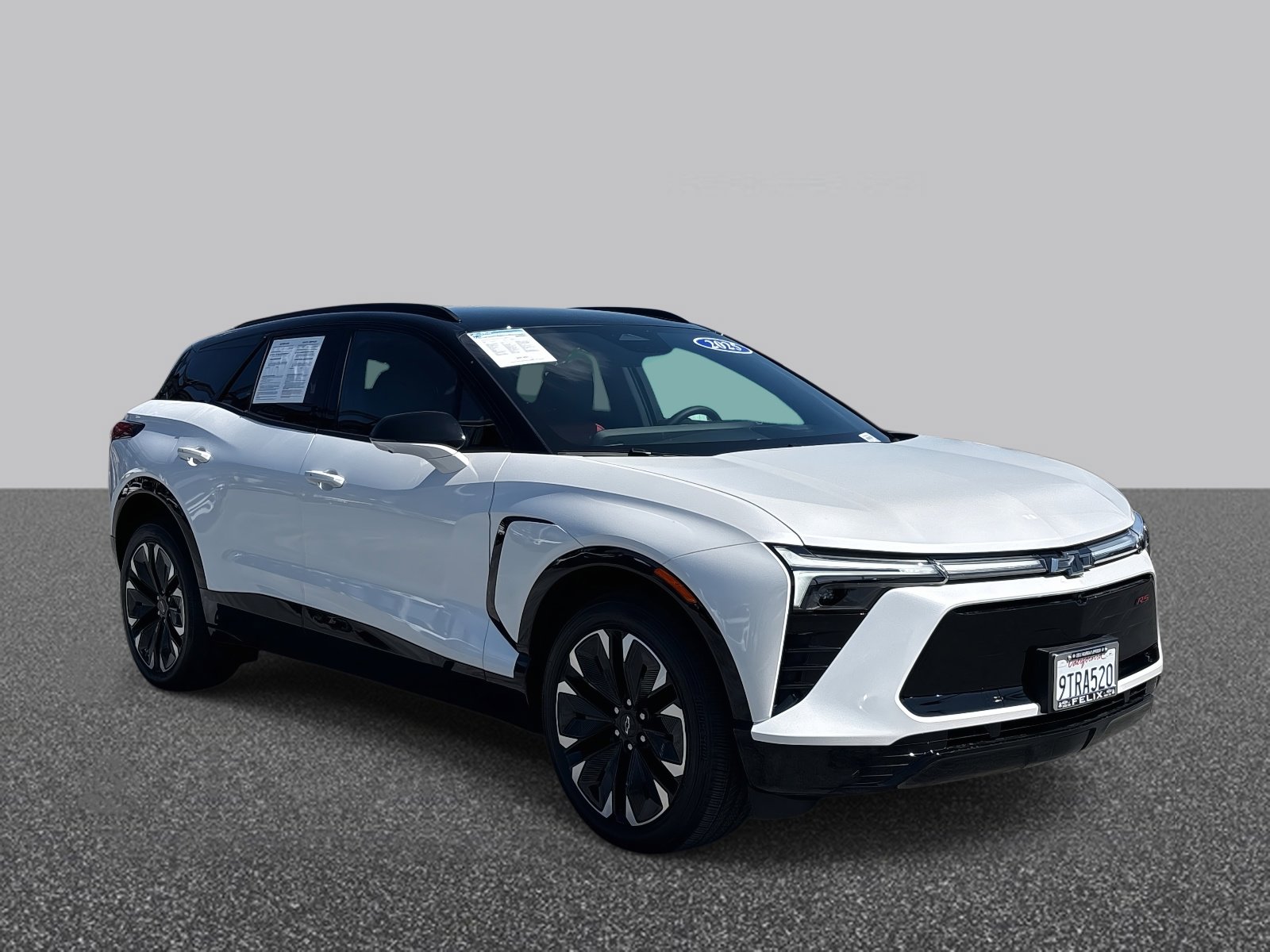 2025 Chevrolet Blazer EV RS photo 3