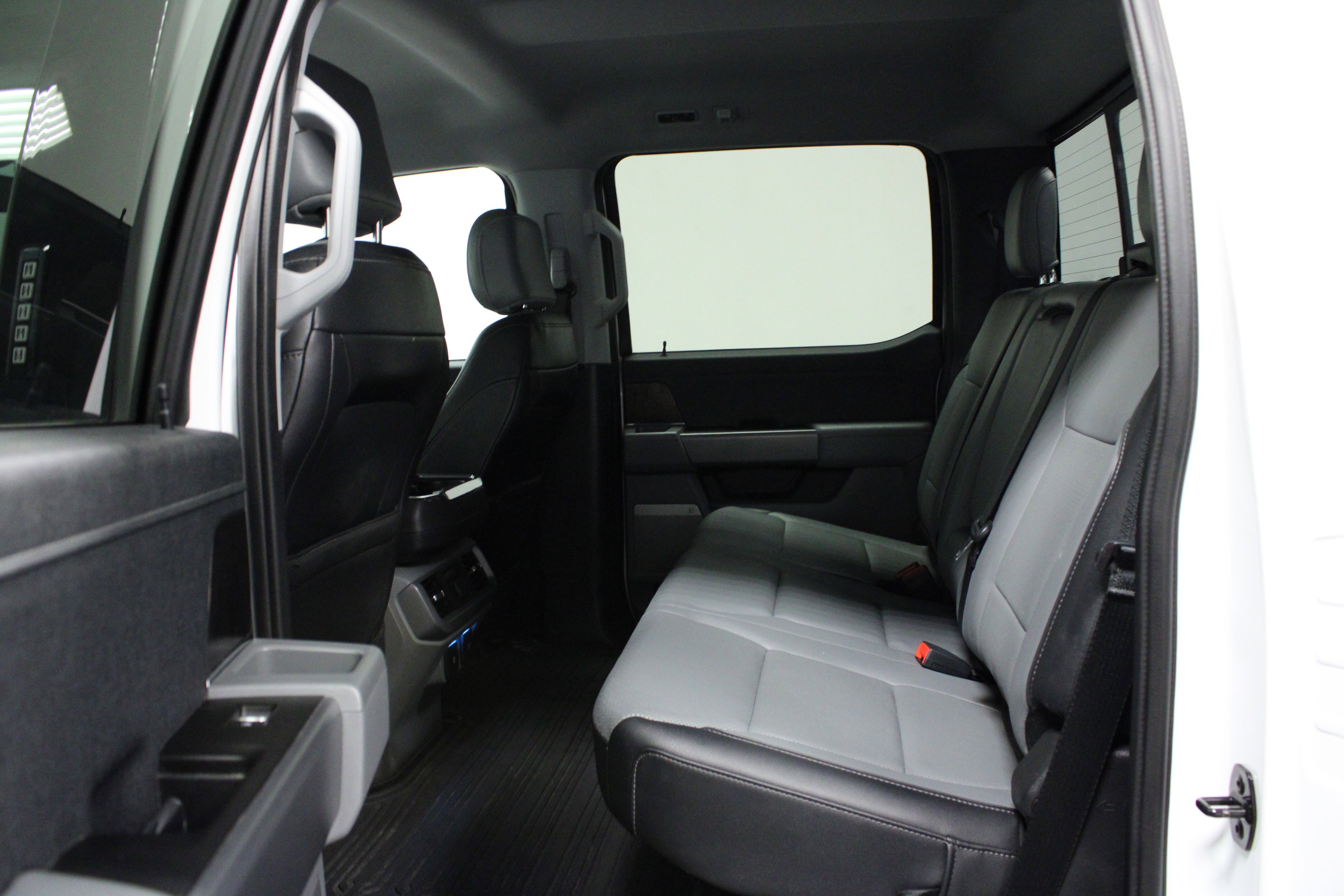 2022 Ford F-150 Lariat photo 11