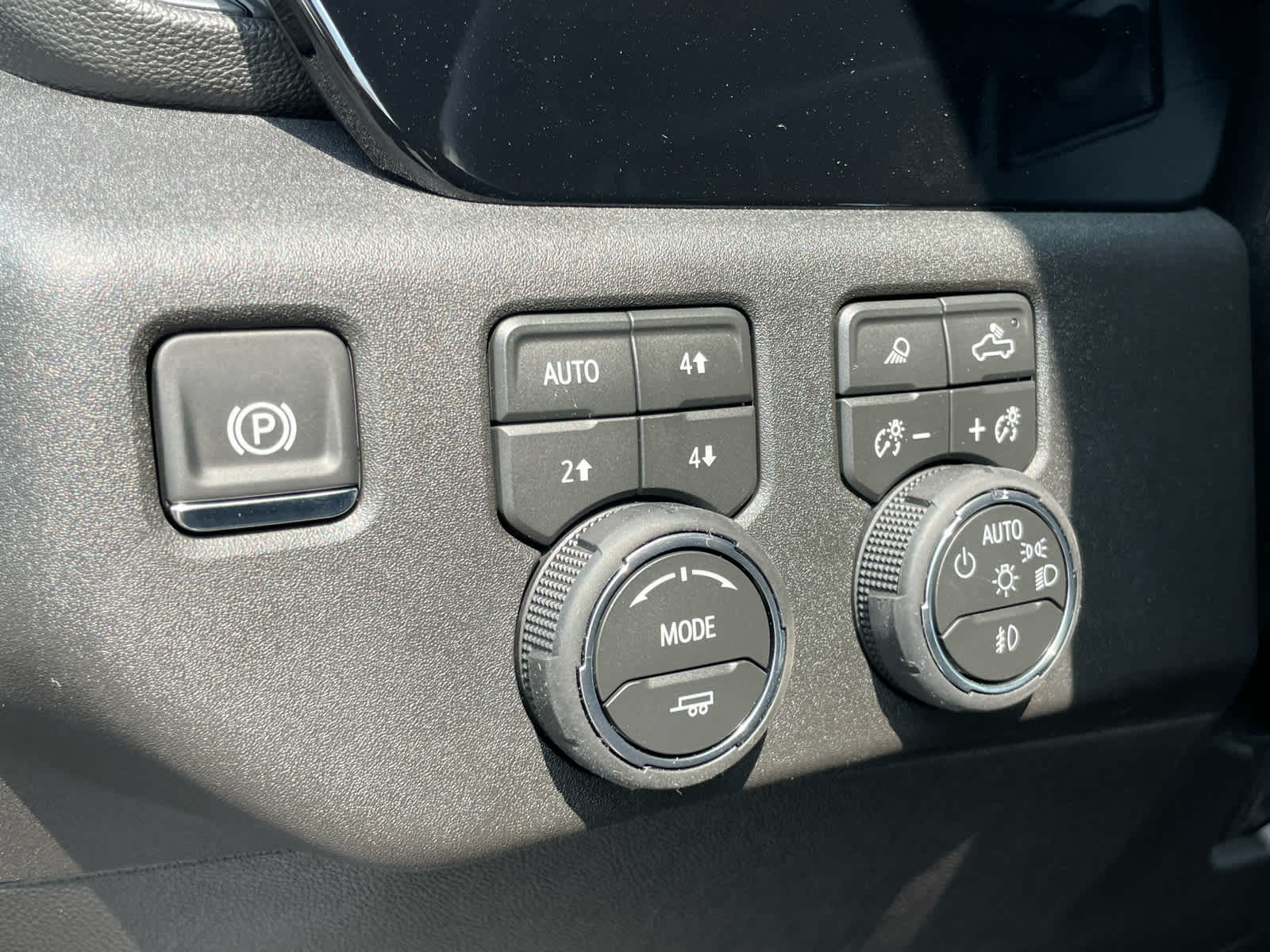 2026 Chevrolet Silverado 3500HD LTZ photo 28
