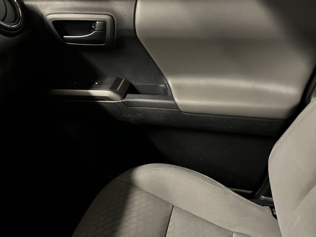 2023 Toyota Tacoma SR5 photo 12