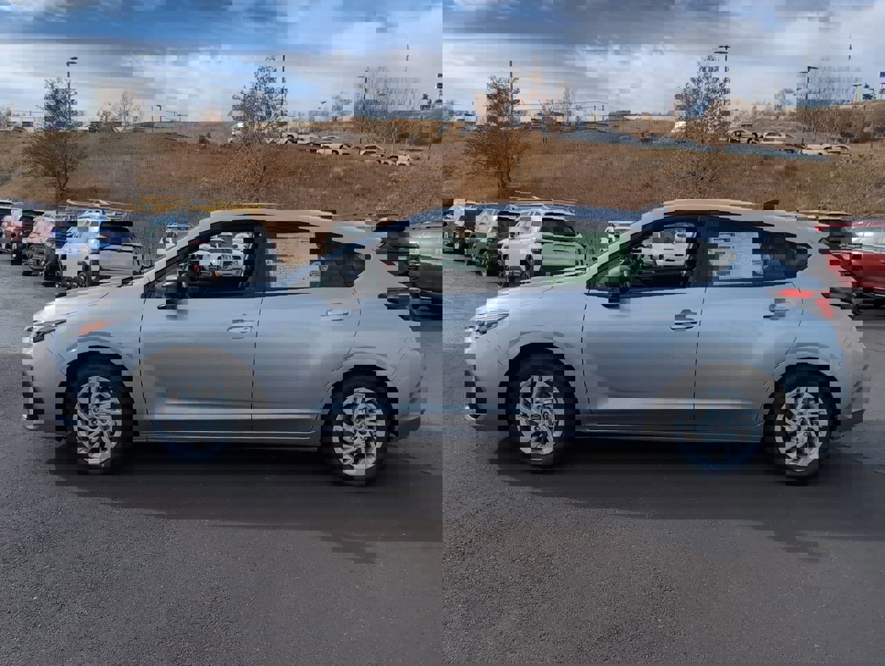 2025 Subaru Impreza Base photo 4