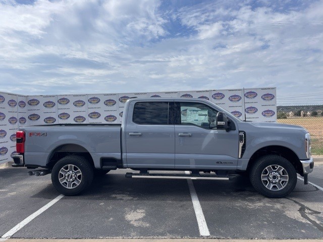 2026 Ford F-250 Super Duty Lariat's photo