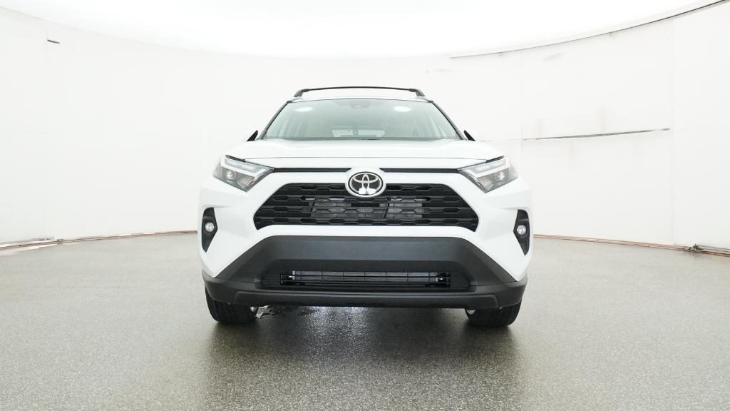 2025 Toyota RAV4 XLE Premium photo 3