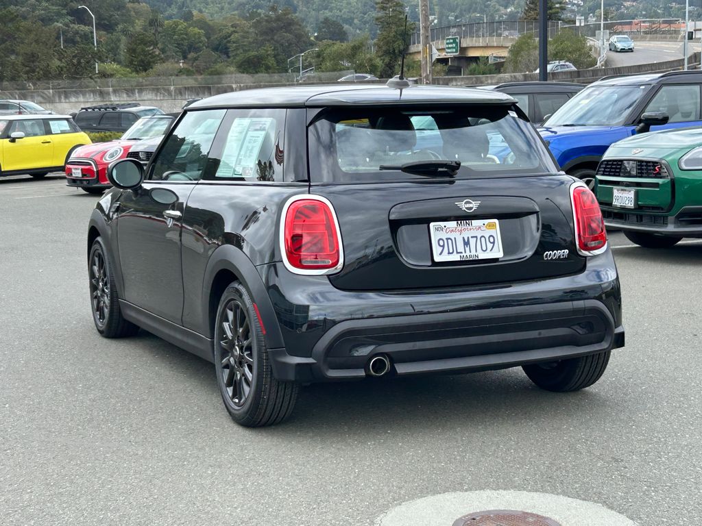 2023 Mini Cooper Signature photo 2