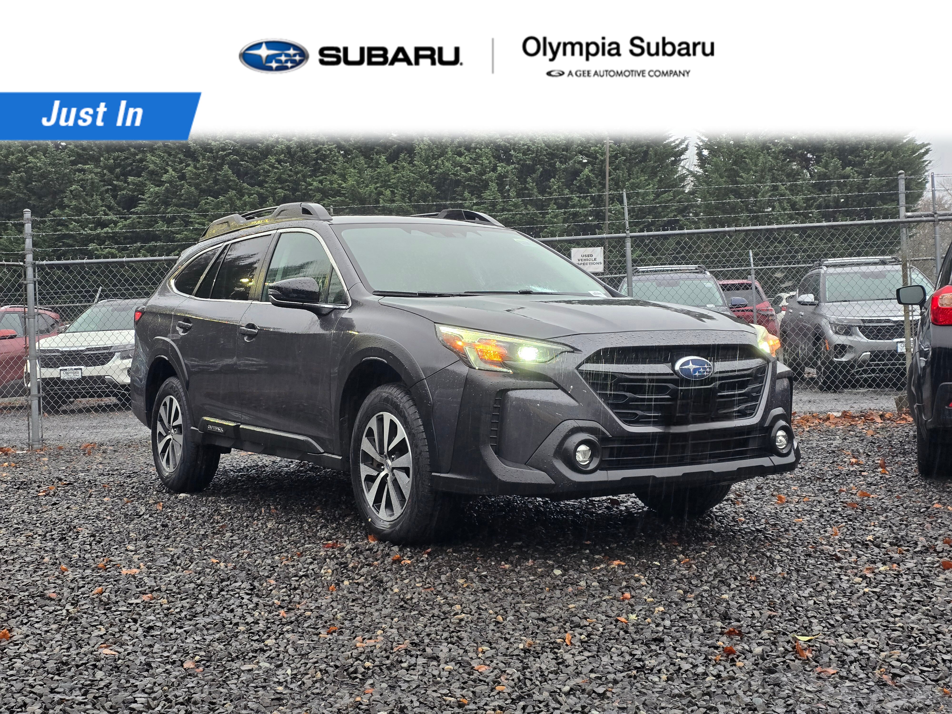 2023 Subaru Outback Premium's photo