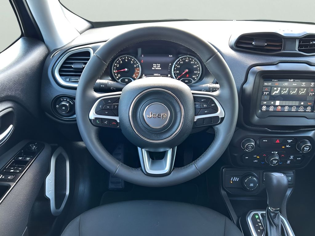 2021 Jeep Renegade Latitude photo 11