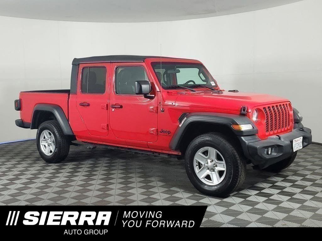 2020 Jeep Gladiator Sport S's photo