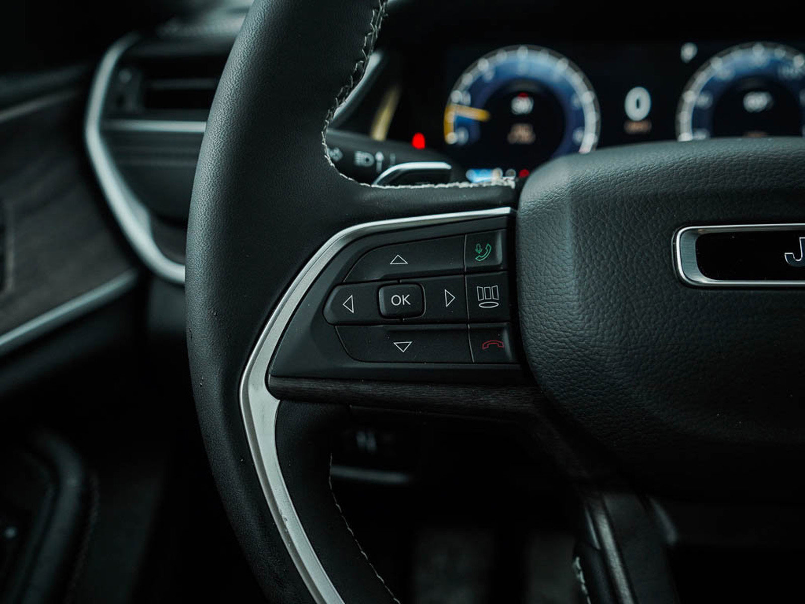 2025 Jeep Grand Cherokee Limited photo 21