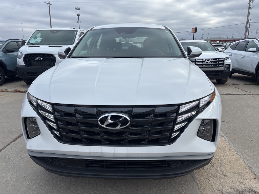 Used 2024 Hyundai Tucson SE with VIN 5NMJA3DE8RH431532 for sale in Kansas City
