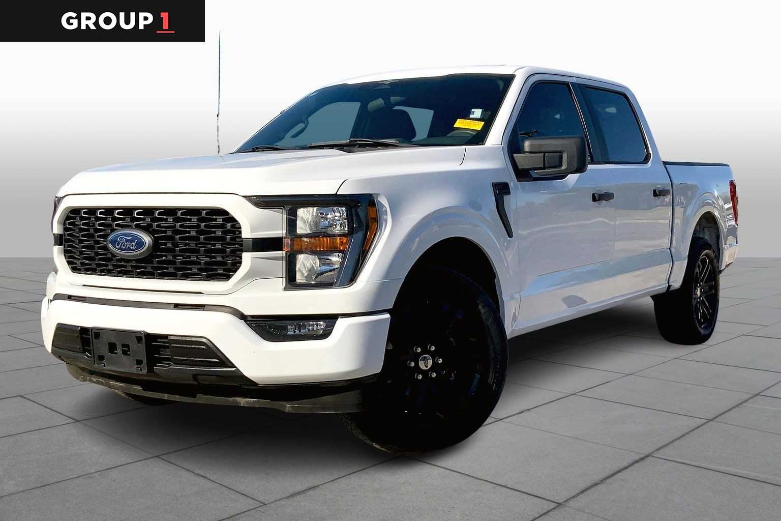2023 Ford F-150 XL's photo