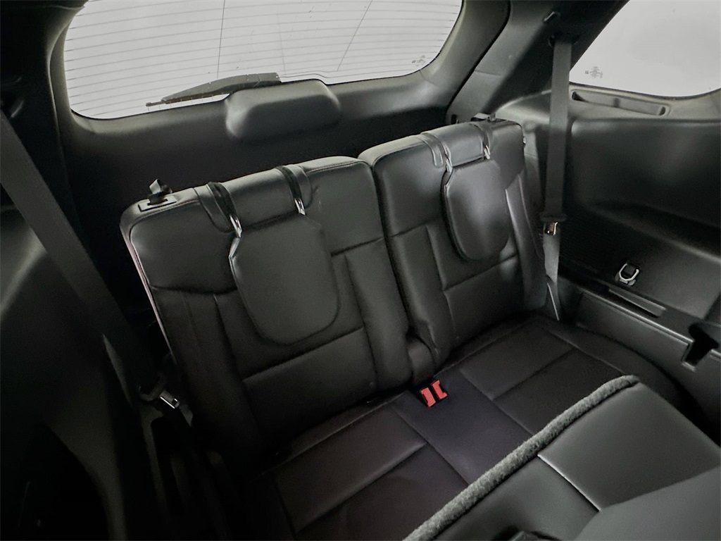 2025 Ford Explorer ST photo 26
