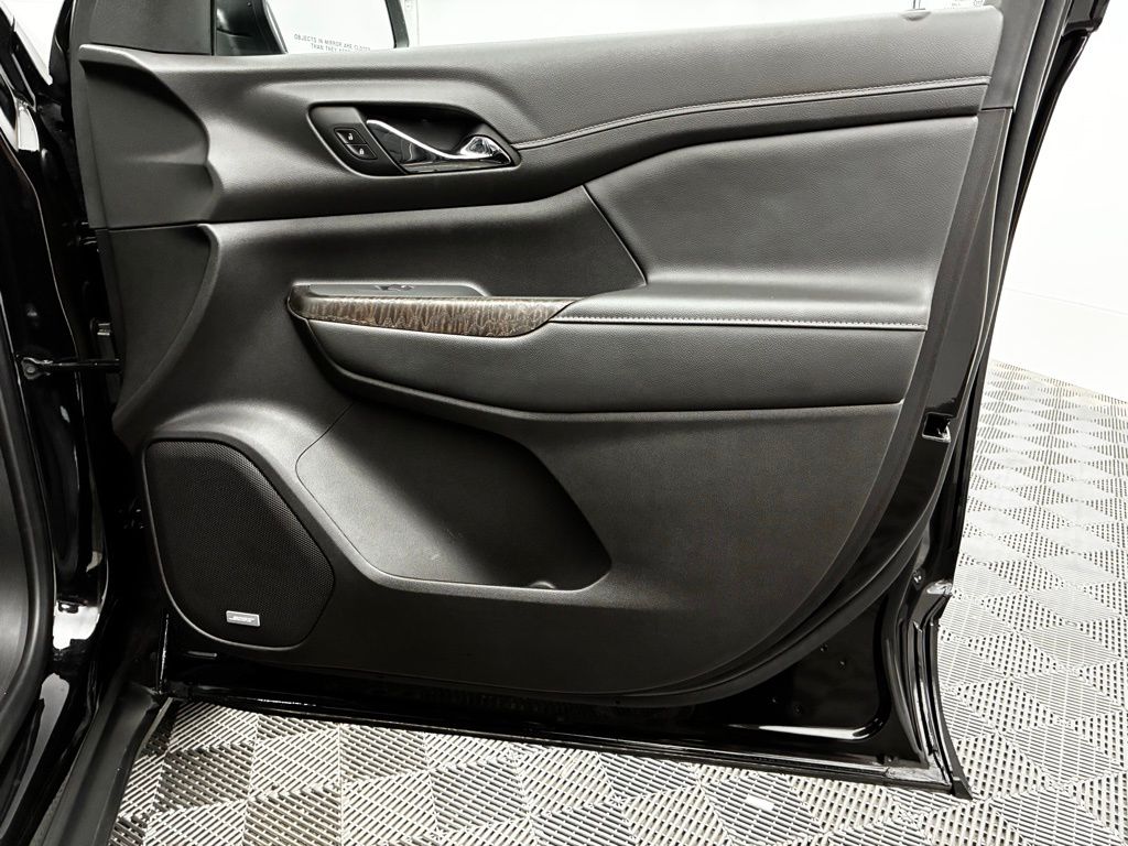 2023 Gmc Acadia Denali photo 22