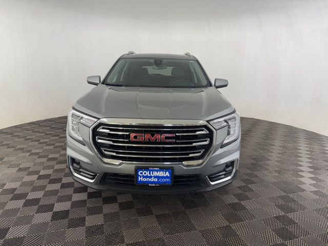 2024 Gmc Terrain SLT photo 2