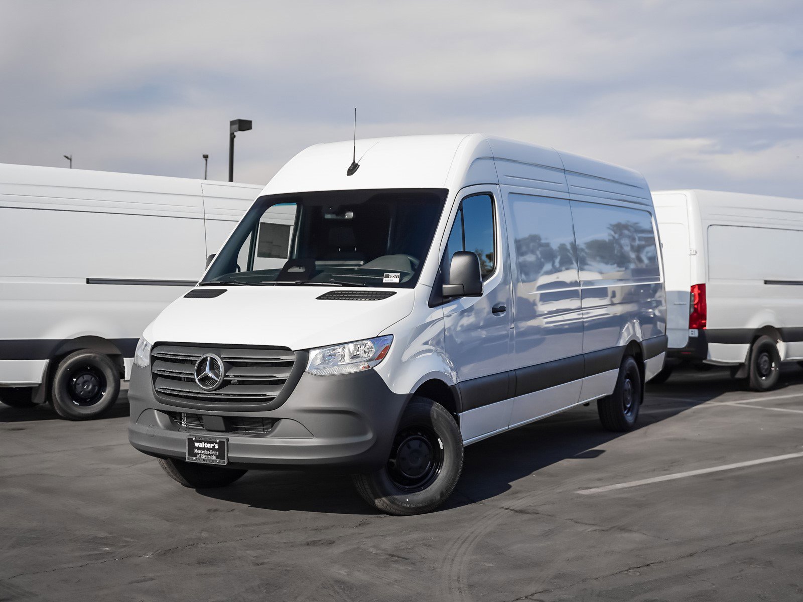 2025 Mercedes-Benz Sprinter Cargo Van Base's photo