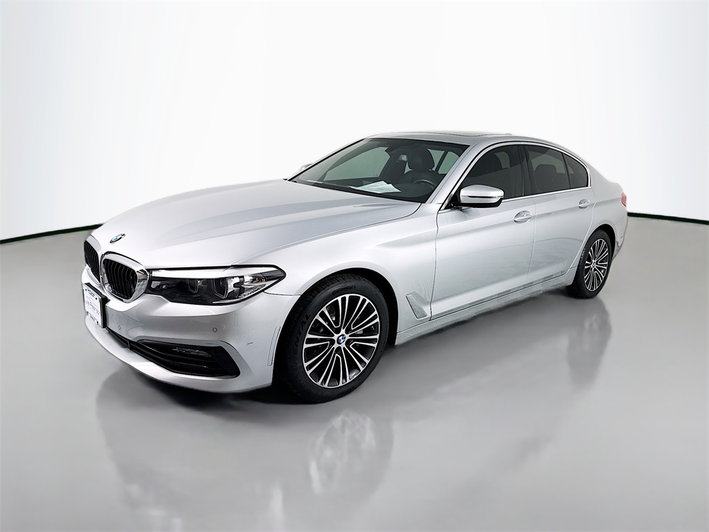 2018 BMW 5 Series 530i's photo