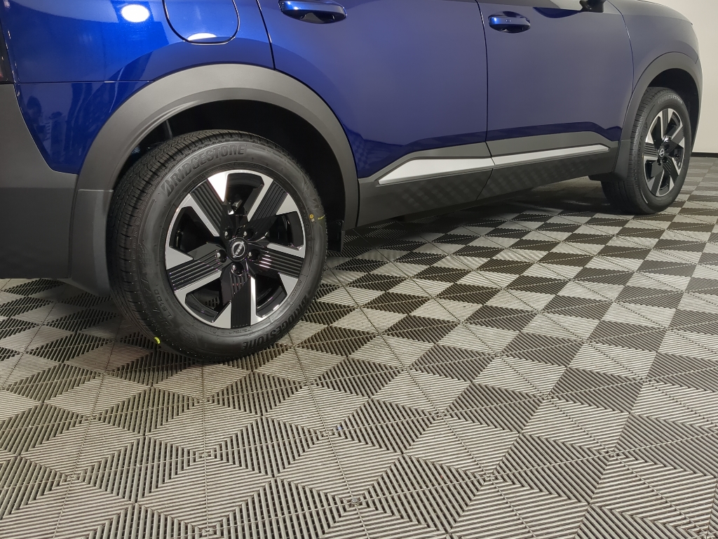 2026 Nissan Kicks SV photo 6