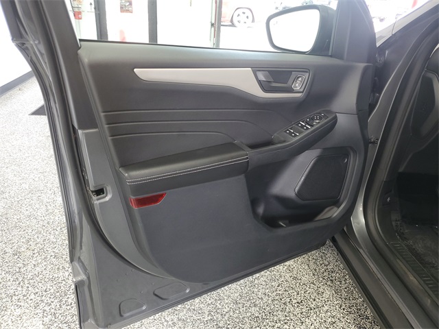 2022 Ford Escape SE photo 7