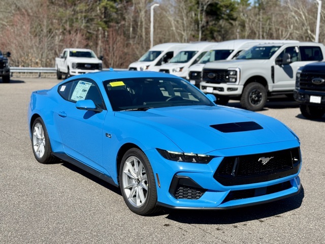 2025 Ford Mustang GT Premium's photo