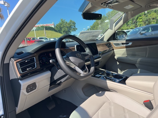 2026 Volkswagen Atlas SE Technology photo 4