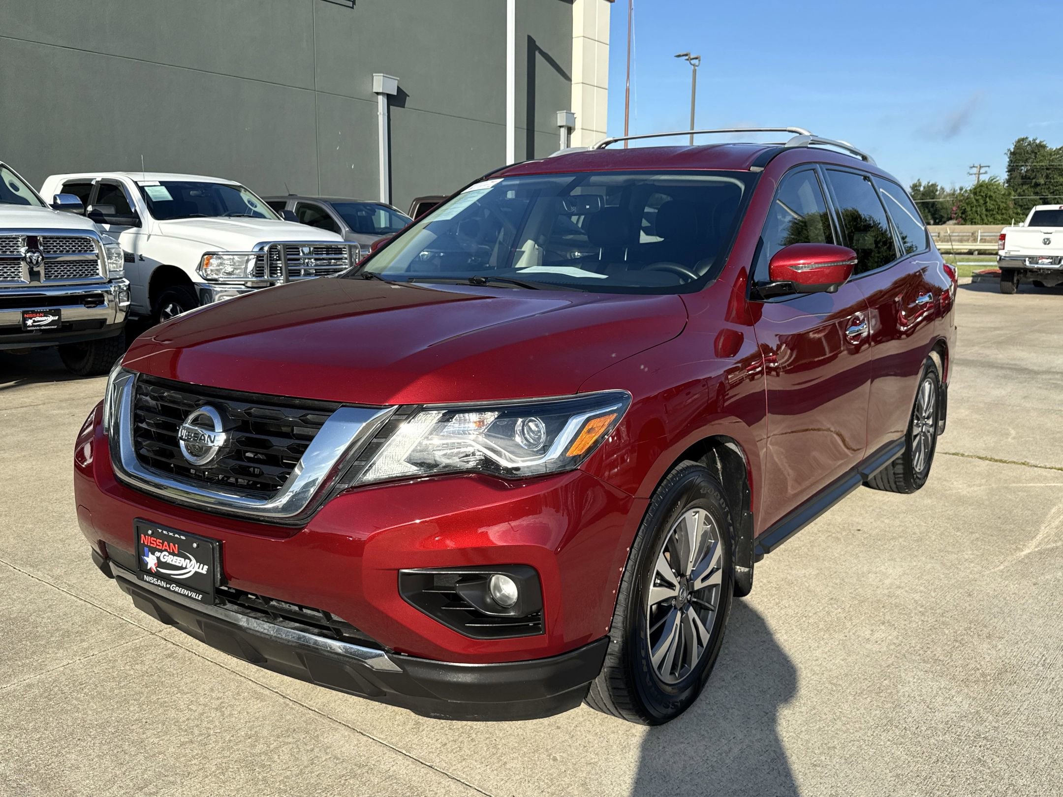 Used 2020 Nissan Pathfinder SL with VIN 5N1DR2CM9LC638781 for sale in Greenville, TX