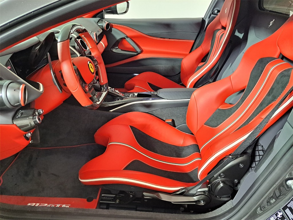 Certified Used 2022 Canna di Fucile Ferrari Base image 15