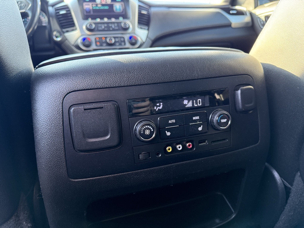 2015 Chevrolet Tahoe LTZ photo 26