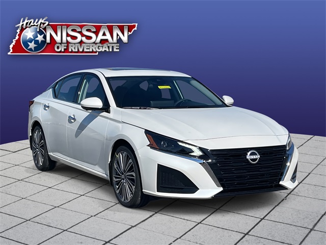 2025 Nissan Altima SL's photo