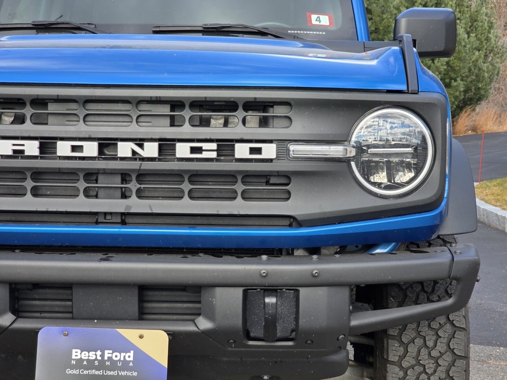 2022 Ford Bronco Base Big Bend Black Diamond Outer Banks photo 3