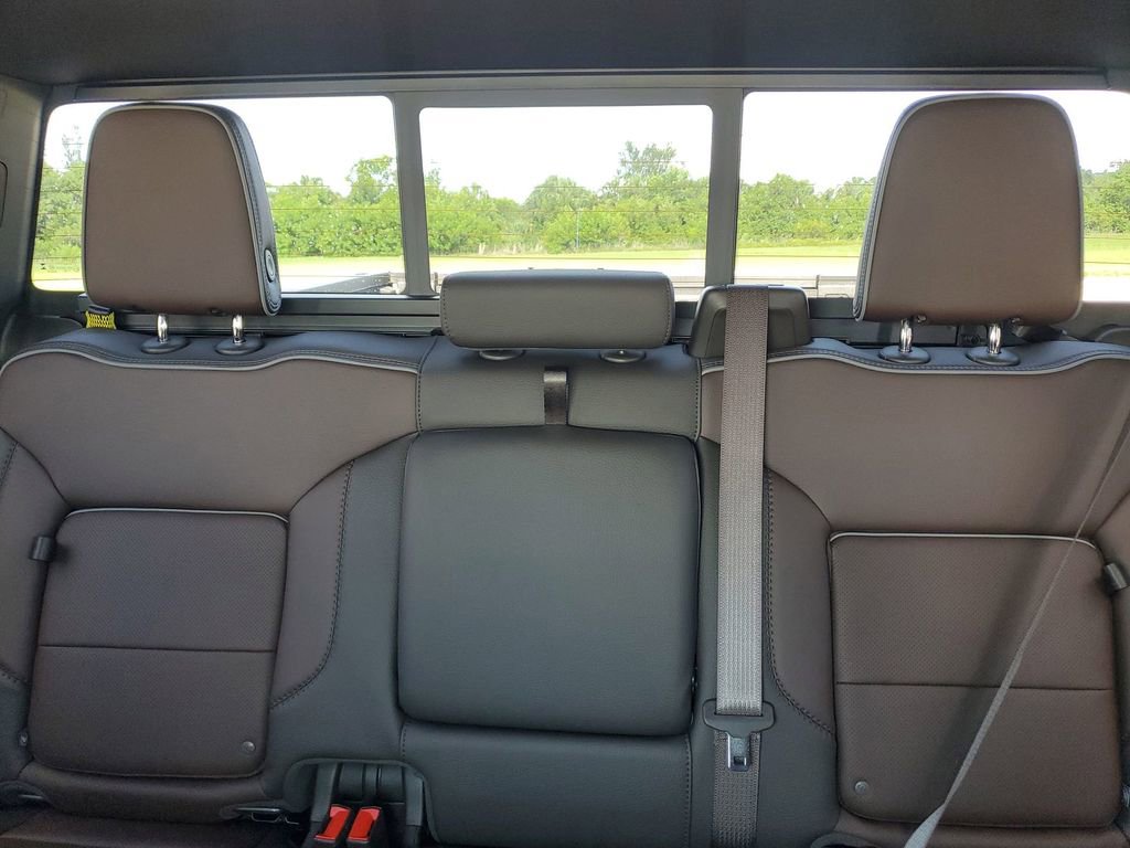 2025 Gmc Sierra Denali photo 13