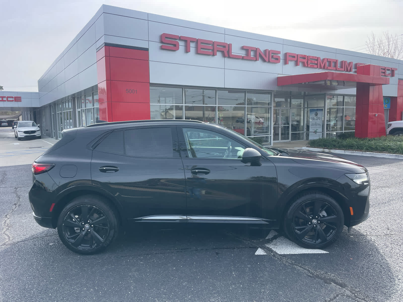 2023 Buick Envision Essence's photo