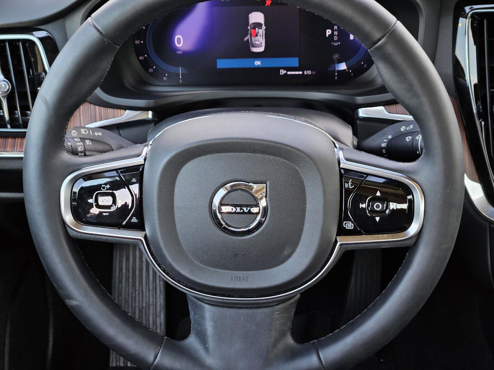 2024 Volvo S60 B5 AWD Plus photo 33