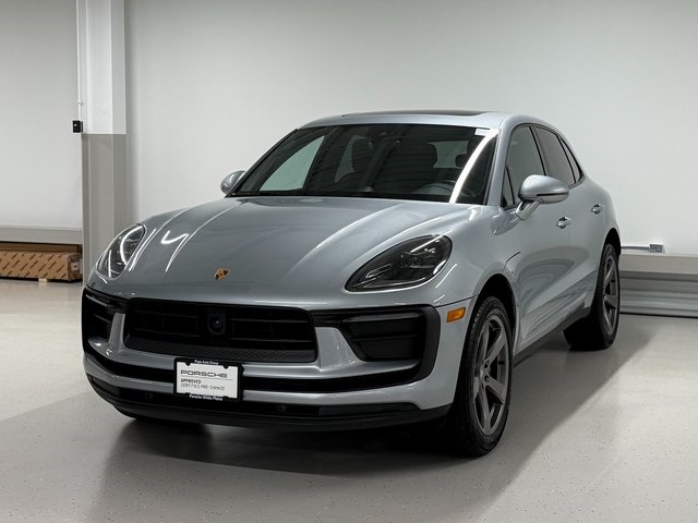 2024 Porsche Macan Base's photo