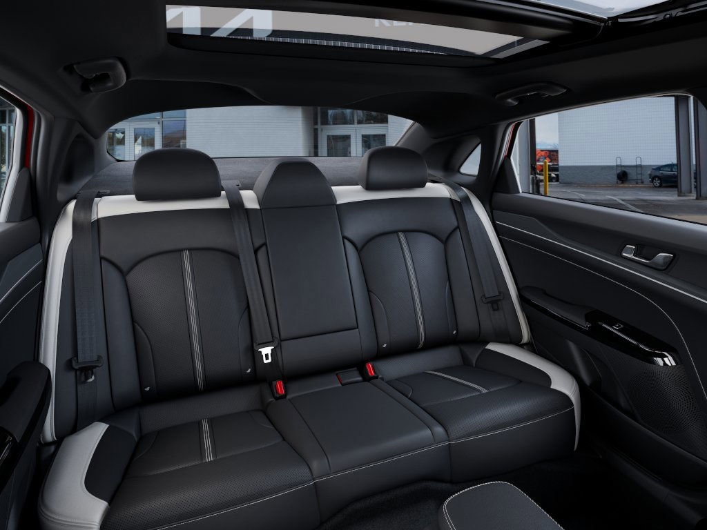 2025 Kia K5 GT-Line photo 16